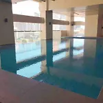 Loft Style Condo Unit In Makati With Netflix Wifi