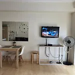 Cozy Studio Unit In Soho Central Private Residences