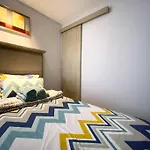 Big Family Suite With 200Mbps Wi-Fi In Makati Ave