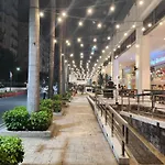Newport City Family Suite Near Naia T3