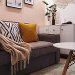 1Br Cozy Condo At Kasara Urban Resort Pasig City