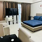 One Palm Tree Villas Condo