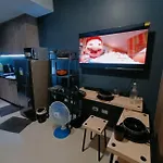 Zekes Bnb