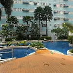 Fully Furnished 1Br Ridgewood Towers With 200Mbps Wifi