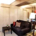 Homey Makati Condo Unit With Netflix