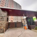 2 Bedroom Cozy Condo Unit In Urban Deca Homes