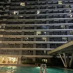 Zekes Bnb