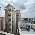 1Br Staycation At The Florence Mckinley Hill Bgc Taguig