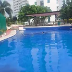 Spacious Room In Alabang