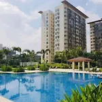 Spacious Room In Alabang