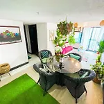 Lovely Penthouse In Makati