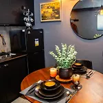 Azure Urban Resort Staycation By Solace Peak 3 1Bedroom With Ps4