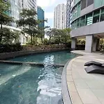 Charming 3-Br Condo In Bgc
