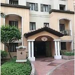 Montecito Unit Near Airport