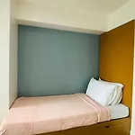 Bgc Luxe Interior Suite With Golf Course View