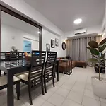 1Br Forbeswood Parklane Near Burgos Circle Bgc