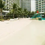 Snug Haven At Azure