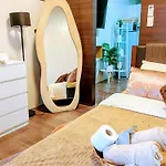 Sun And Moon D\'Wood Air Residences Makati