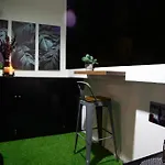 Azure Staycation By Solace Peak 1Br