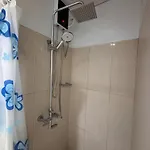 3 J\'S Apartment With Terrace