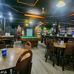 Slouch Hat Hotel And Restaurant