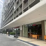 1 Bedroom Near Moa With Pool View - Shore 1 Residences