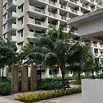 Modern 1Br Stay In Calathea Place - Just 15 Mins Away To Naia W 360 Roof Deck And Amazing Pool!