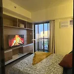 Modern 1Br Stay In Calathea Place - Just 15 Mins Away To Naia W 360 Roof Deck And Amazing Pool!