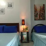 Jen\'S Apartment