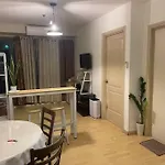 Soho Central 1 Bedroom With Balcony Near Mrt Edsa Shaw Pioneer Greenfields Sm Megamall Ortigas