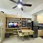 Cozy Condo By The Mrt & Light Mall Experience Comfort And Convenience