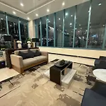 Cozi Uptown Executive 1Br Suite