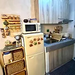 Native Themed Condo Staycation In Qc