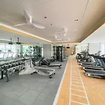 Casa Eleganza At Fame Residences - 1Br Corner Unit, Cbd, Gym, Pool, Wifi, Great View