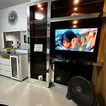 Shell Residences Prime Moa/Jo Alano