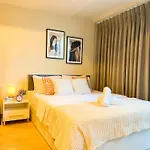 Luxury Bgc Condo Across Mitsukoshi #Upt112B