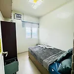 Elegant 2Br Condo With Balcony Wifi & Pool In Qc
