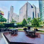 Avant At The Fort Bgc 1Br Loft With Golf Course View
