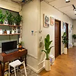 Homey And Cozey Poblacion Makati S04