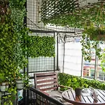 Homey And Cozey Poblacion Makati S03