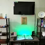 Condo Transient Near Naia Airport-Unlimited Internet V2