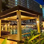 Shell Residences 2Br 1046D