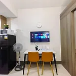 1Br Unit Condotel W Balcony Fame Residences #Fm47