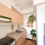 Spacious 1Br With Sunset View At The Celandine