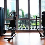 Condo At The Heart Of Bgc Located At Uptown Parksuites