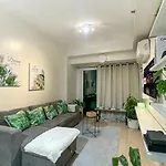 Family Size Staycation In Makati With New Year\'S Firework Balcony View