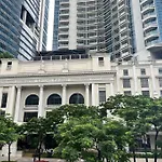 Uptown Bliss-Modern 1Br Condo With Balcony In Bgc