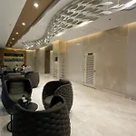 Staycation Near Moa