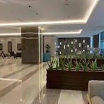1Br Condo Unit At Coast Residences