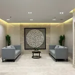 Modern City Escape Near Moa And Airport With Balcony And Fast Wifi